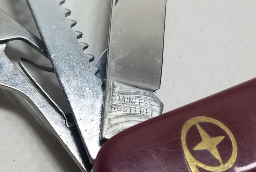 ÇOK AMAÇLI ANTİKA İSVİÇRE ÇAKISI