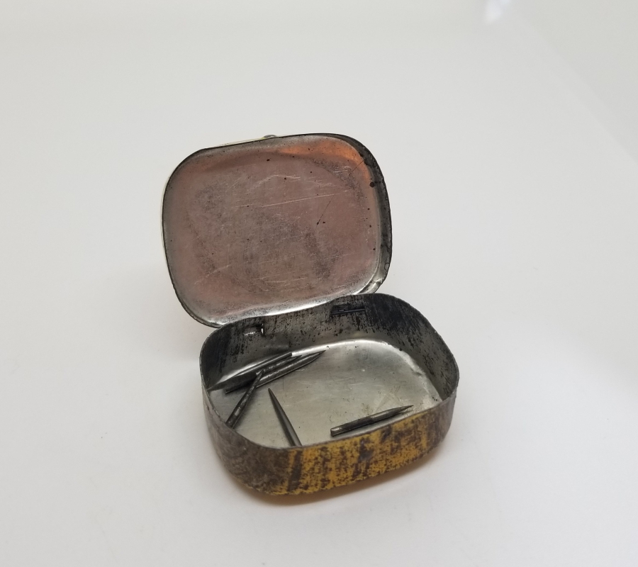 ORİJİNAL KUTUSUNDA ANTİKA GRAMAFON İĞNELERİ