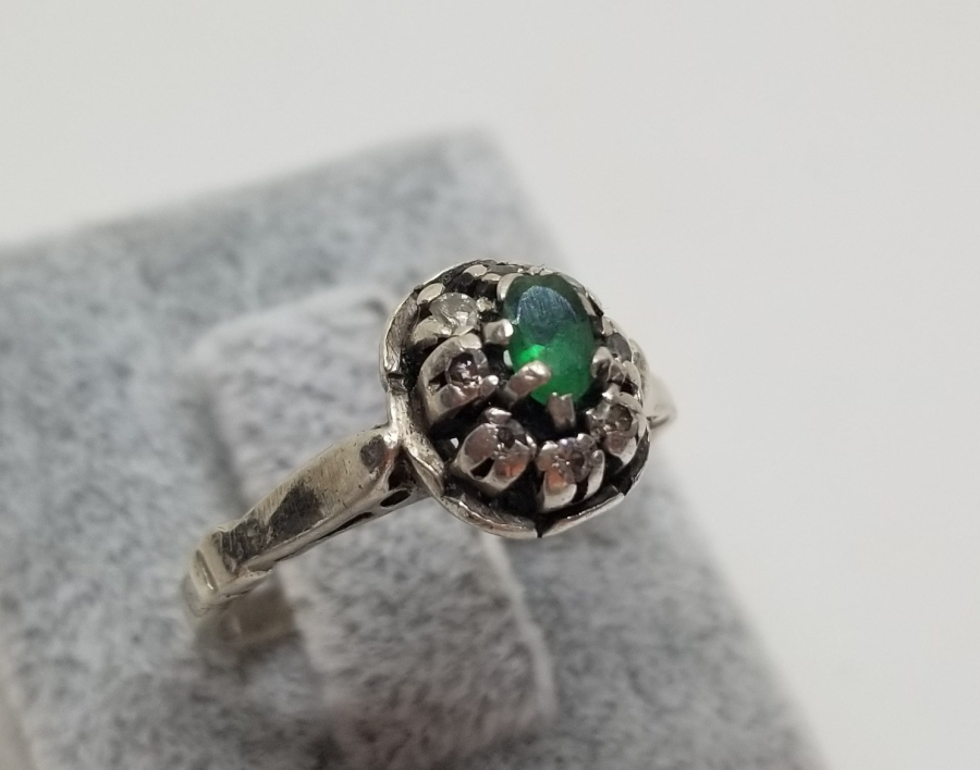 ZÜMRÜT VE PIRLANTA TAŞLI ÖZEL YAPIM YÜZÜK