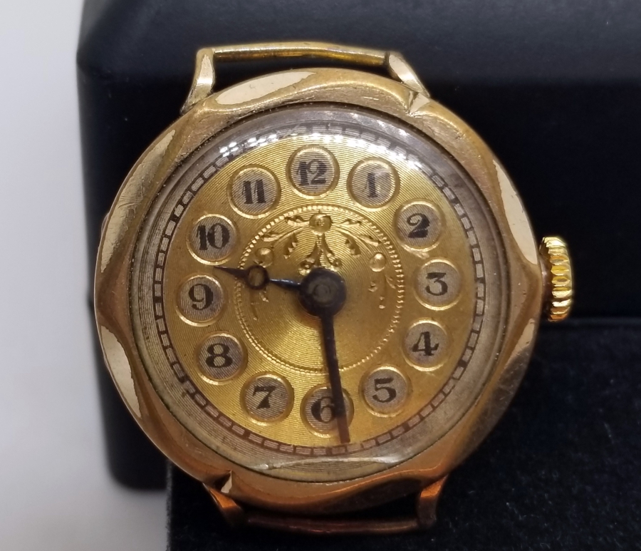 ANTİKA KURMALI ALTIN KAPLAMA KOL SAATİ