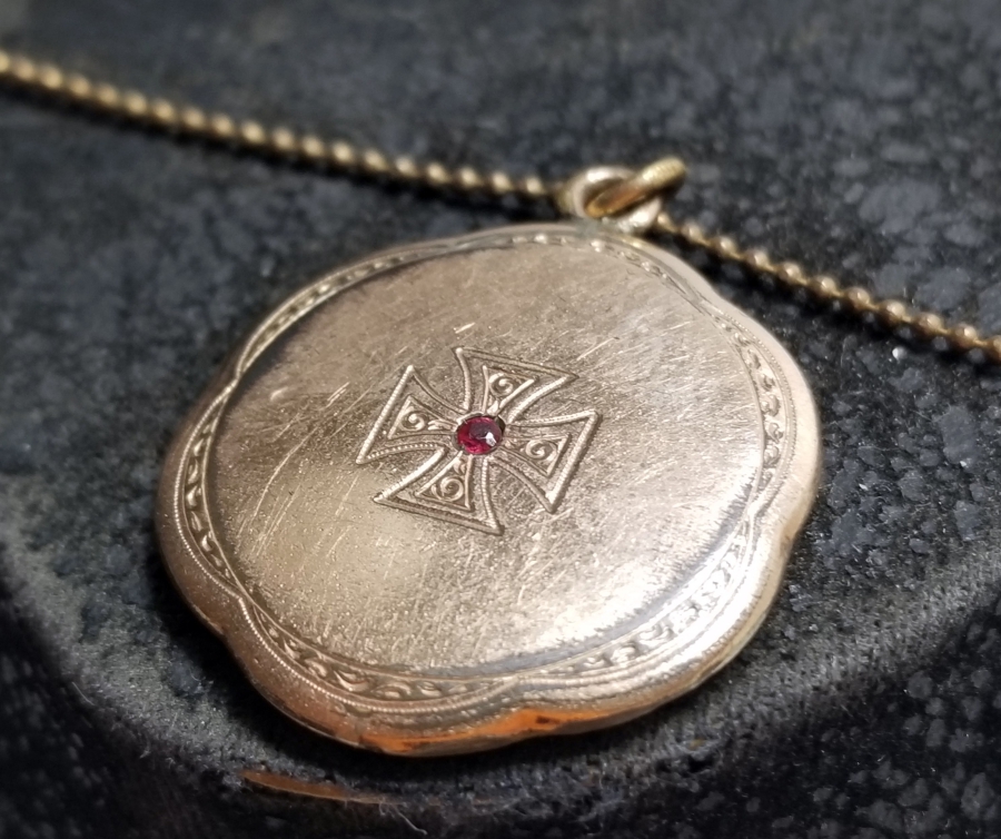 ALTIN KAPLAMA ANTİKA VAFTİZ KOLYESİ