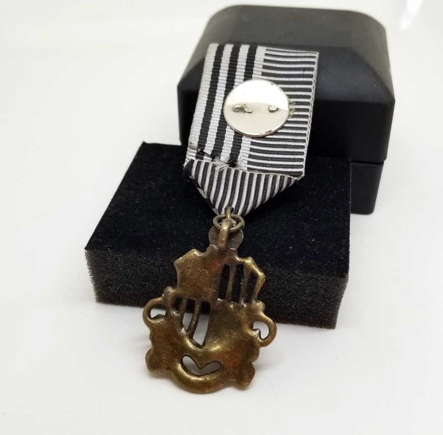 ORİJİNAL ASKISIYLA ANTİKA JAPON MADALYA