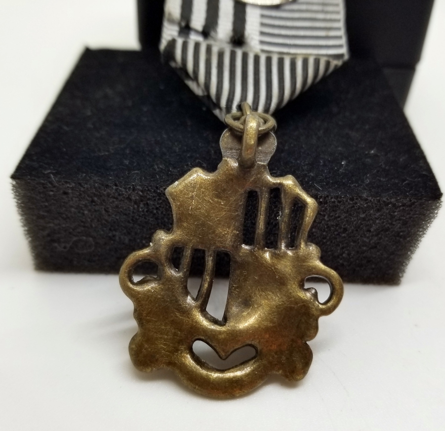 ORİJİNAL ASKISIYLA ANTİKA JAPON MADALYA