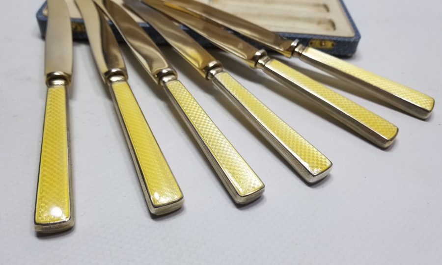 ORİJİNAL KUTUSUNDA MİNE İŞÇİLİKLİ ANTİKA GÜMÜŞ BALIK BIÇAĞI TAKIMI