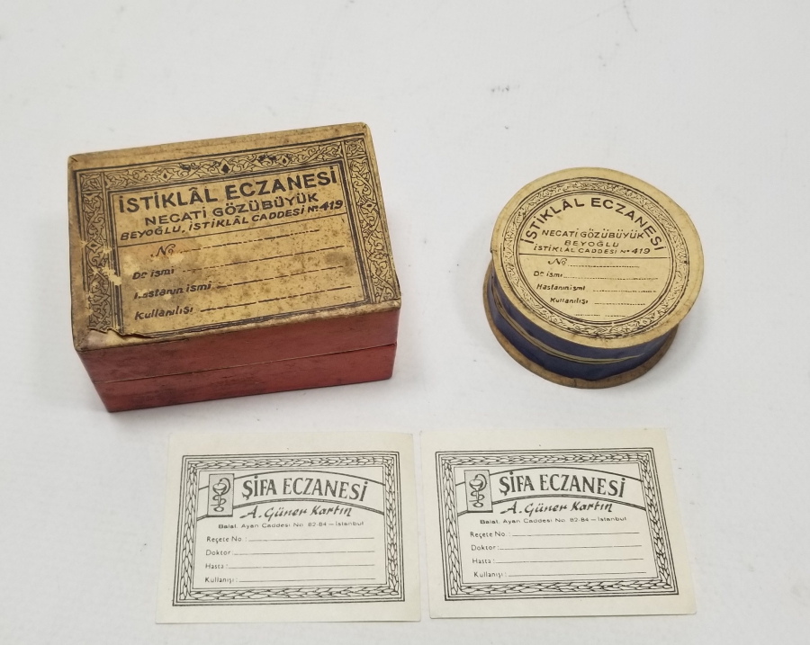 ANTİKA İSTİKLAL ECZANESİ KUTULARI VE ŞİFA ECZANESİ ETİKETLERİ