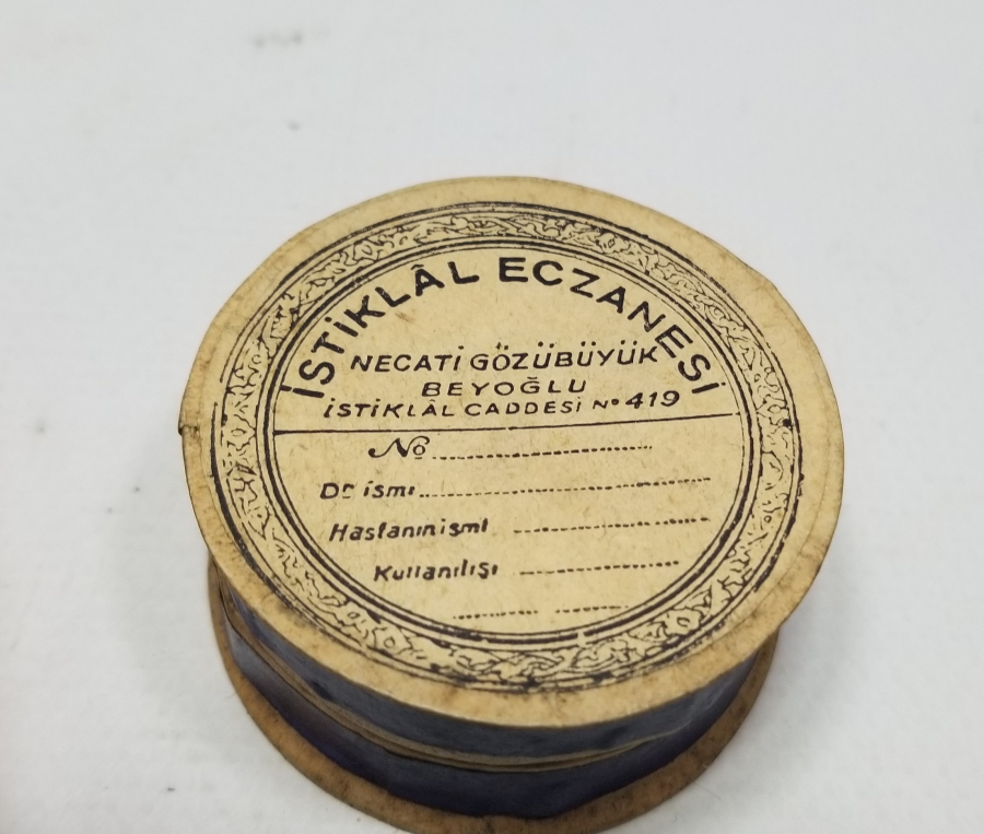 ANTİKA İSTİKLAL ECZANESİ KUTULARI VE ŞİFA ECZANESİ ETİKETLERİ
