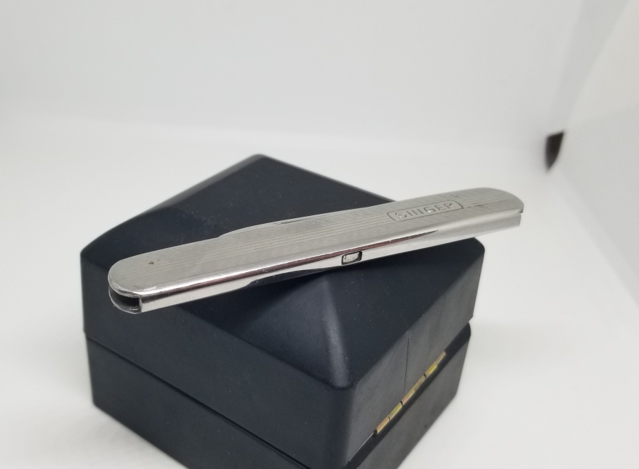 SINGER MARKA ANTİKA SAATÇİ ÇAKISI