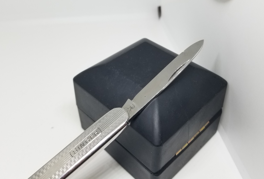 SINGER MARKA ANTİKA SAATÇİ ÇAKISI