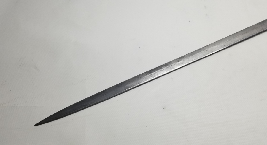 ÜZERİNDE SAHİBİNİN ADININ YAZILI OLDUĞU OSMANLI DÖNEMİ ALLAH BİZİMLE YAZILI TOPÇU SUBAY KILICI