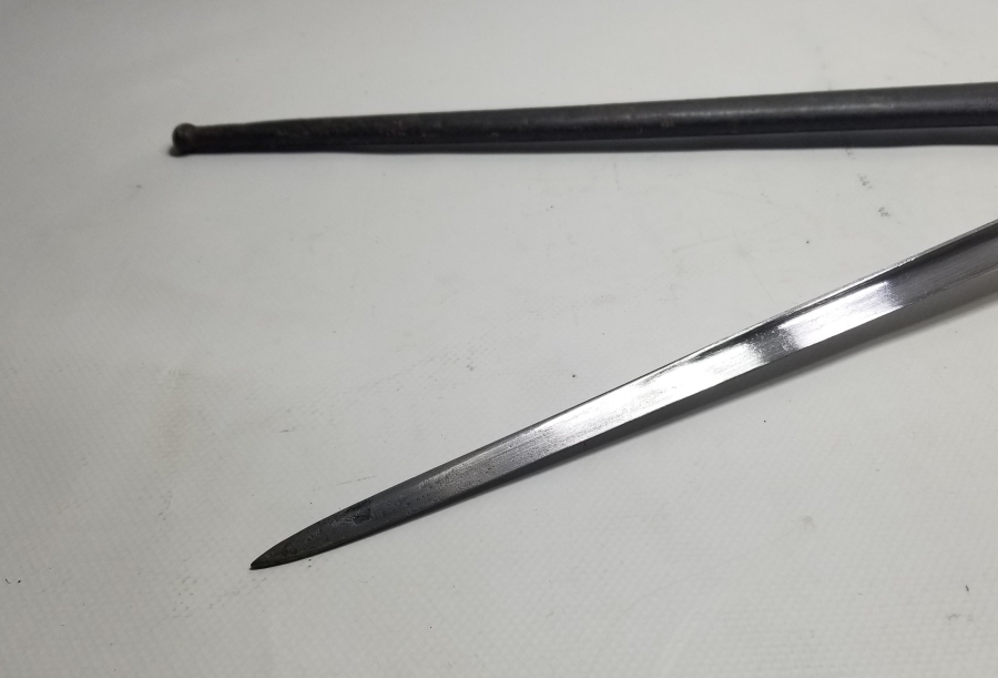 KURTULUŞ SAVAŞI DÖNEMİ ÇİL KONDÜSYONDA YUNAN SUBAY SÜNGÜSÜ