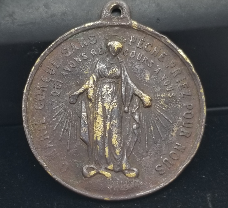 KABARTMA İŞÇİLİKLİ OSMANLI DÖNEMİ NADİR VAFTİZ KOLYESİ