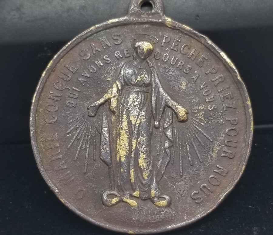 KABARTMA İŞÇİLİKLİ OSMANLI DÖNEMİ NADİR VAFTİZ KOLYESİ