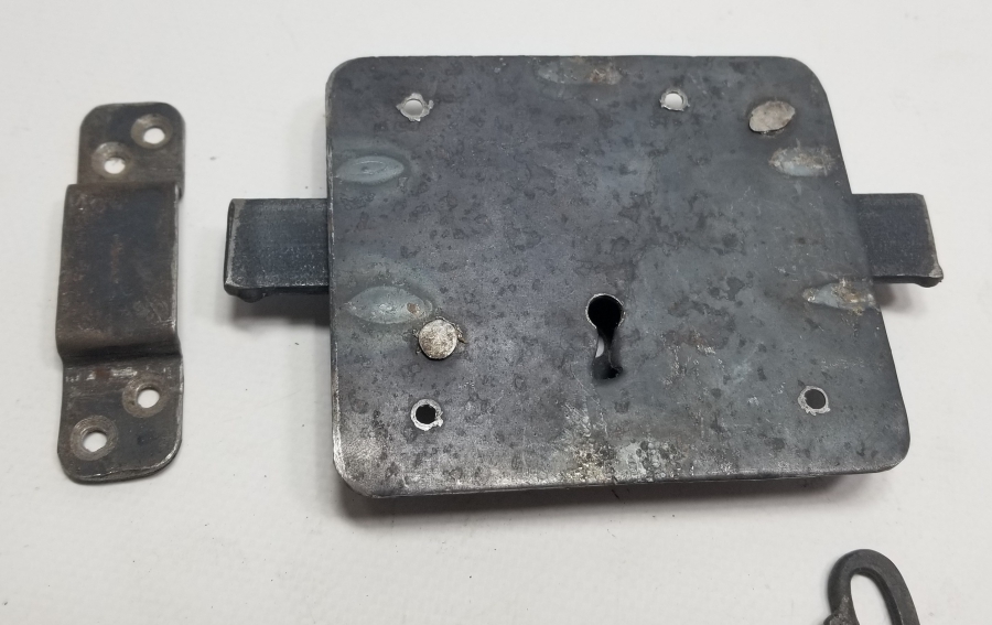 ORİJİNAL ANAHTARIYLA OSMANLI DÖNEMİ EL YAPIMI KAPI KİLİDİ