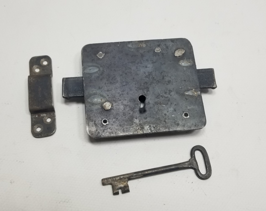 ORİJİNAL ANAHTARIYLA OSMANLI DÖNEMİ EL YAPIMI KAPI KİLİDİ