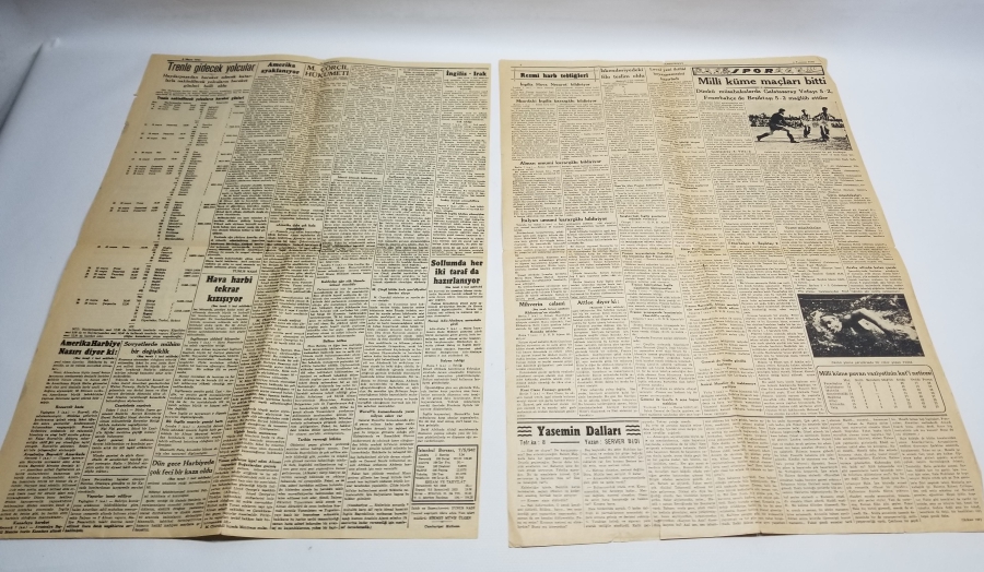 1940-1941 TARİHLİ İKİ ADET CUMHURİYET GAZETESİ