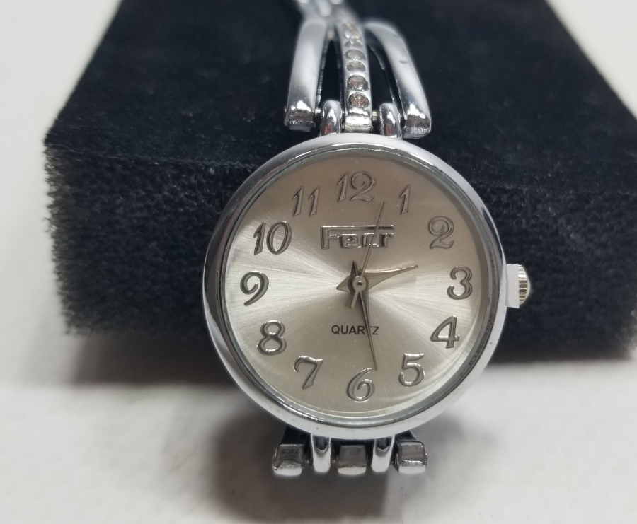 GÜMÜŞ KAPLAMA NOSTALJİK KOL SAATİ