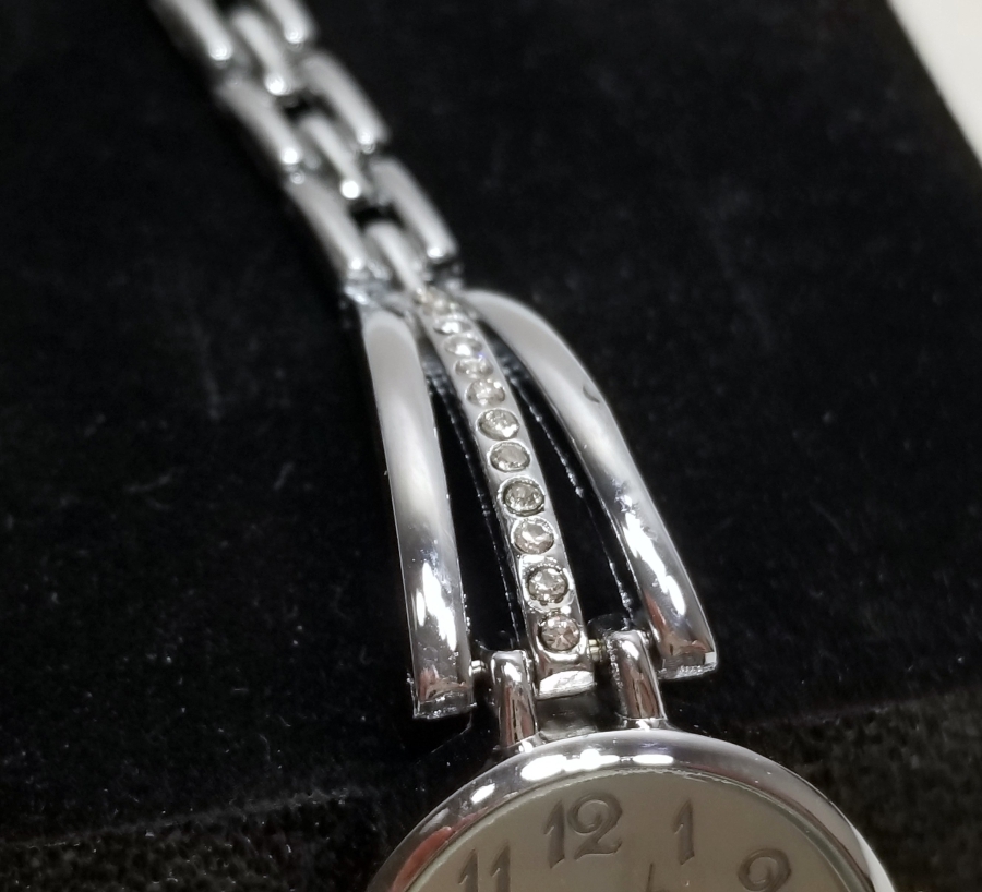 GÜMÜŞ KAPLAMA NOSTALJİK KOL SAATİ