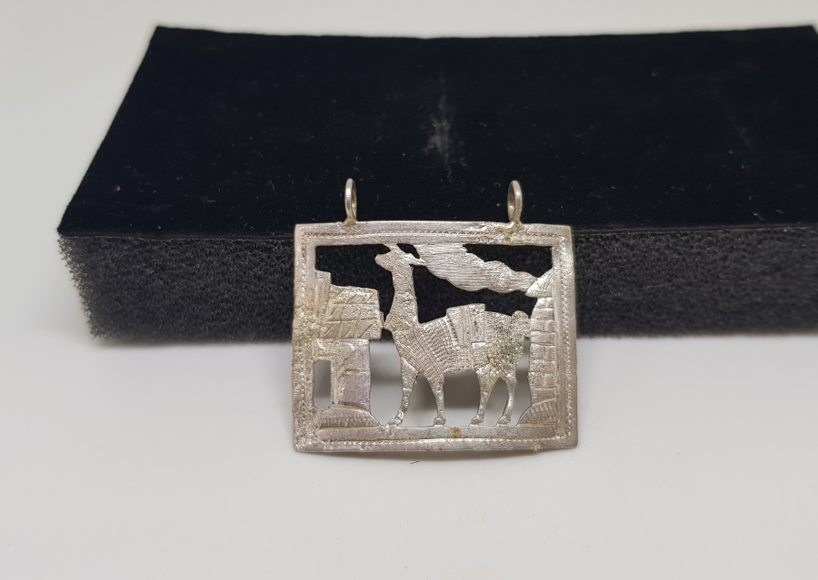 DEVE FORMLU ANTİKA GÜMÜŞ KOLYE UCU