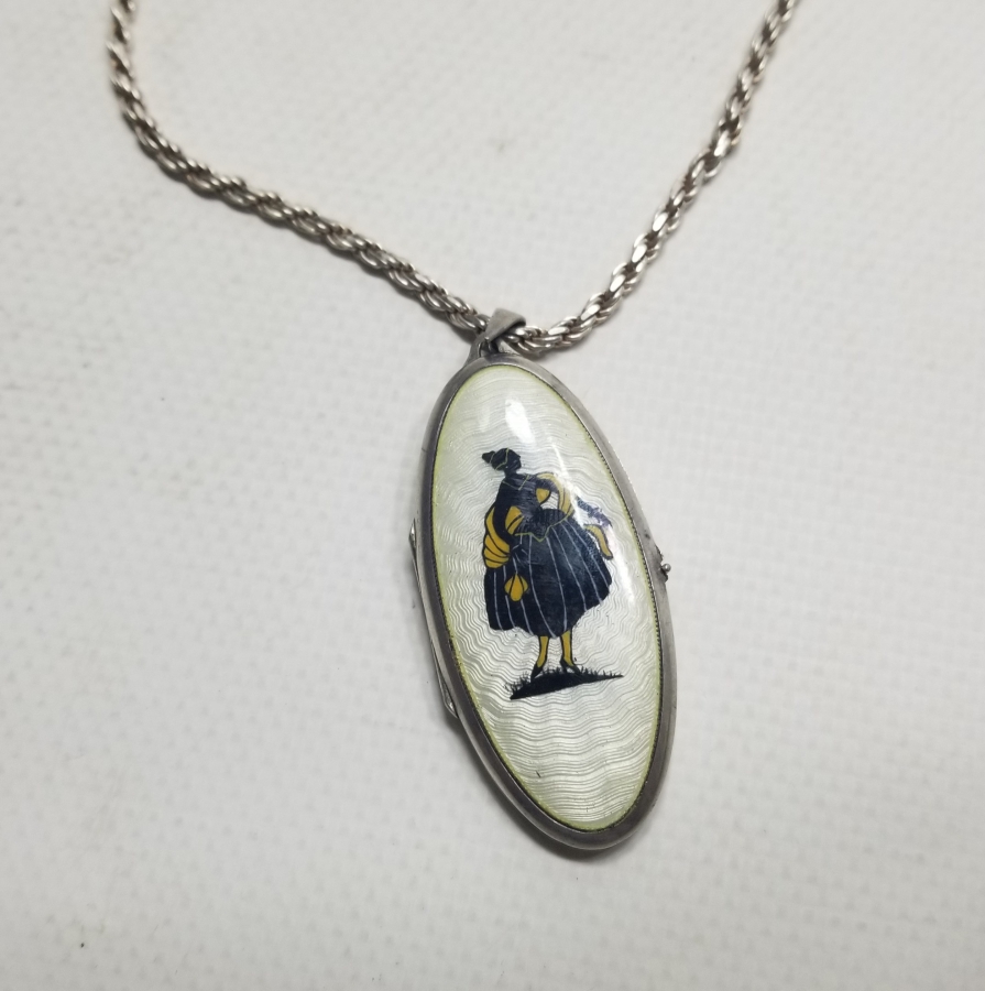 MİNE İŞÇİLİKLİ ANTİKA GÜMÜŞ FOTOĞRAFLIK