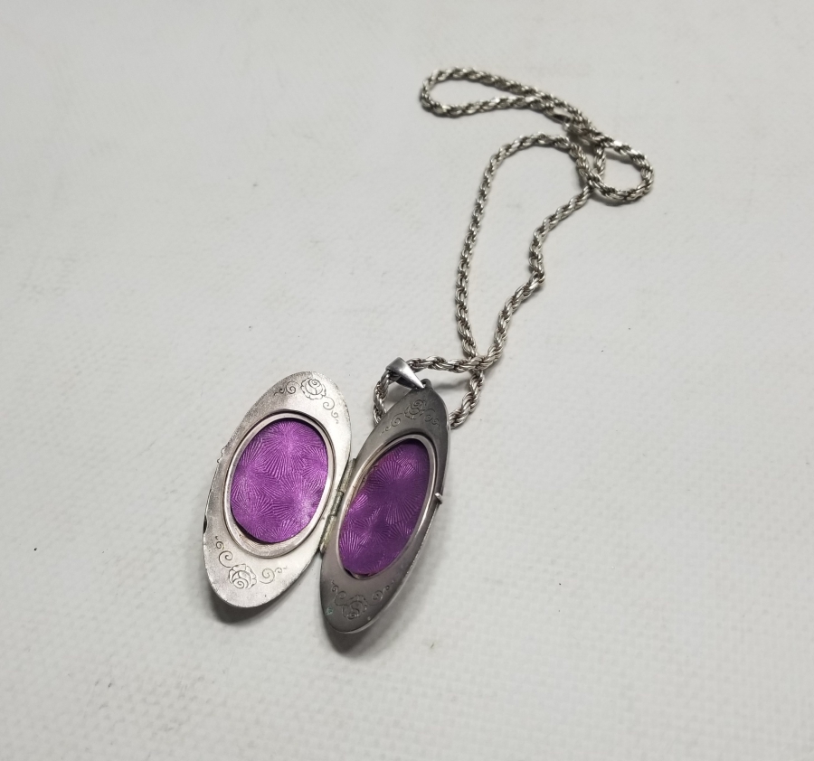 MİNE İŞÇİLİKLİ ANTİKA GÜMÜŞ FOTOĞRAFLIK