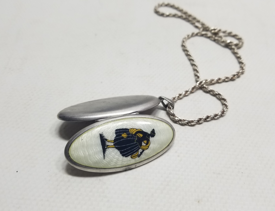 MİNE İŞÇİLİKLİ ANTİKA GÜMÜŞ FOTOĞRAFLIK