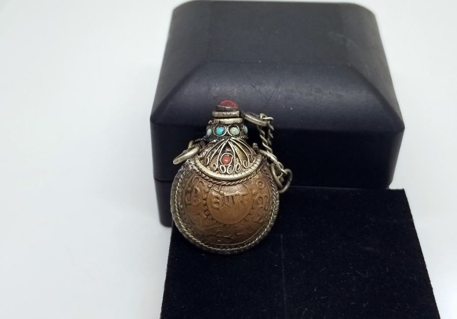 KABARTMA İŞÇİLİKLİ ANTİKA SÜRMEDAN