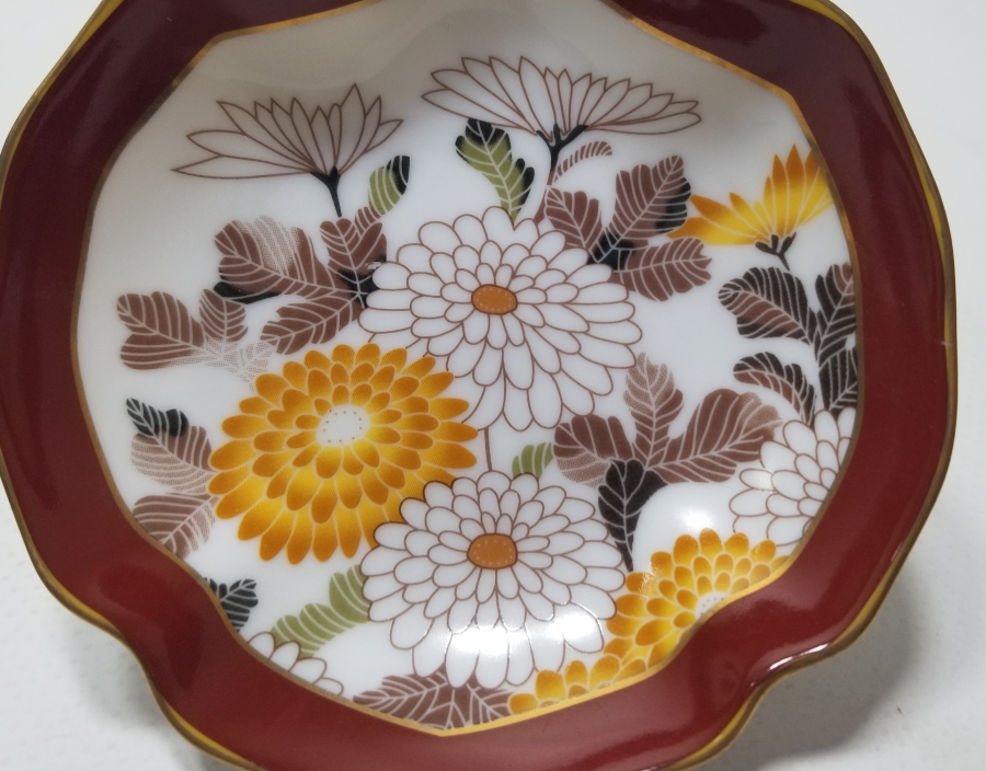 HONG KONG YAPIMI PORSELEN İKRAMLIK