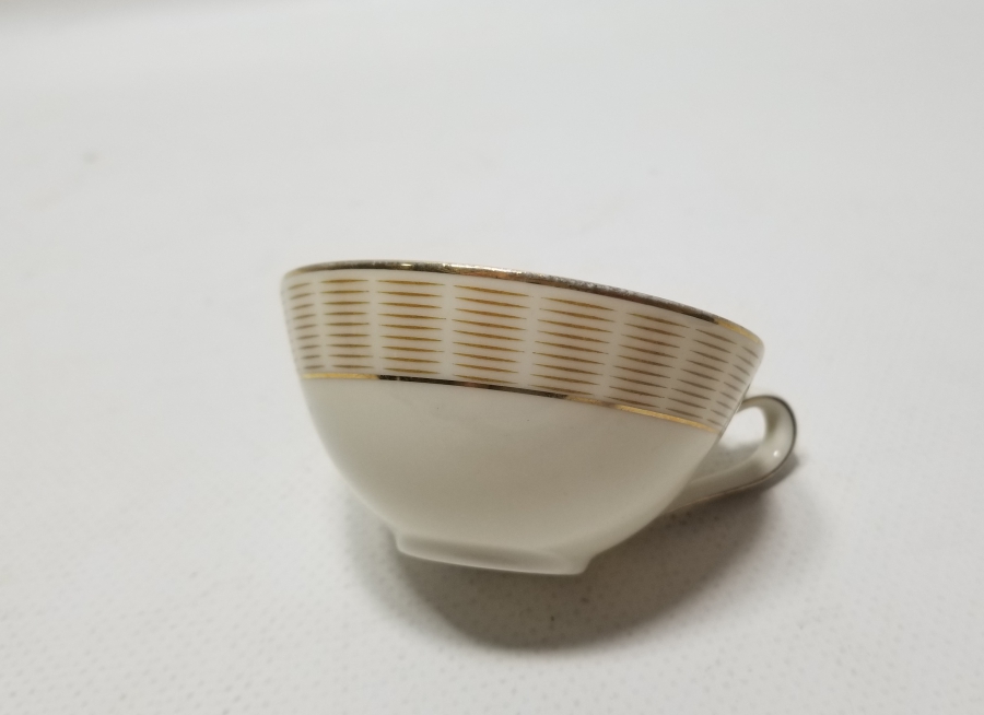 ALTIN VARAKLI ANTİKA KAHVE FİNCANI