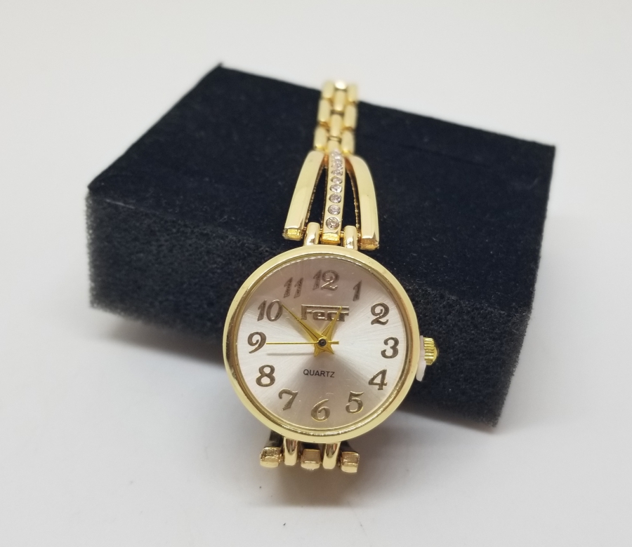 ALTIN KAPLAMA NOSTALJİK KOL SAATİ