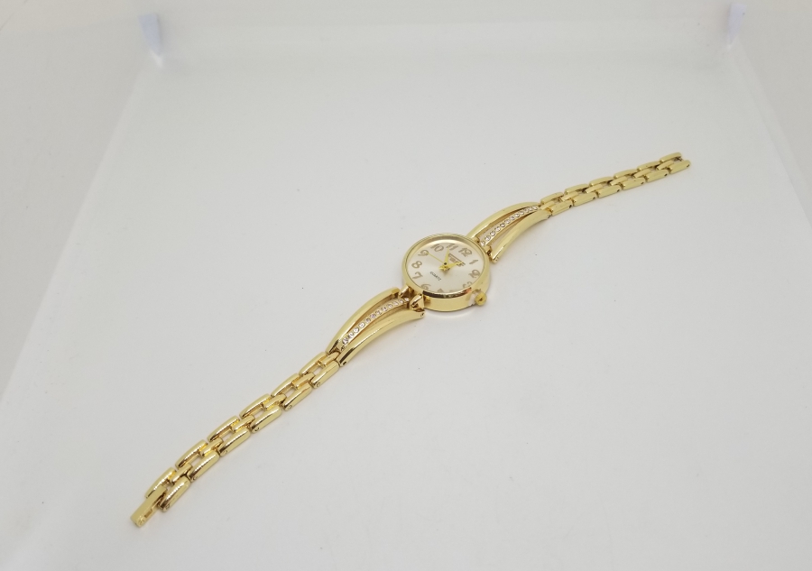 ALTIN KAPLAMA NOSTALJİK KOL SAATİ