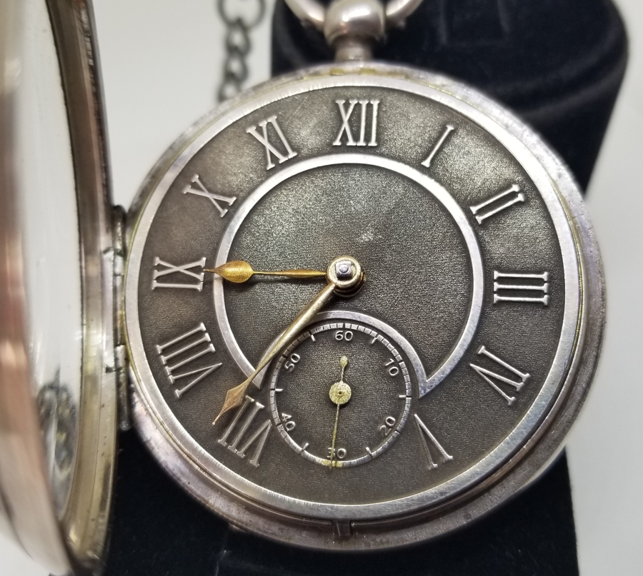 NADİR TİPTE GÜMÜŞ KASA YARIM PRİOR CEP SAATİ