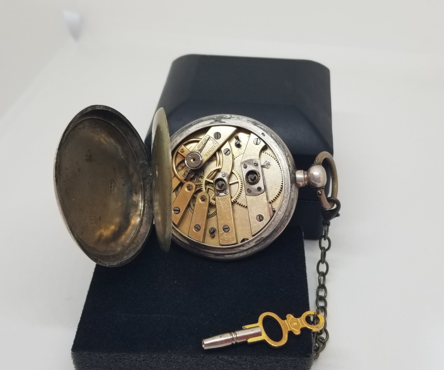 K. MAKOULIAN CONSTANTINOPLE KADRANLI GÜMÜŞ KASA ARKADAN KURMALI CEP SAATİ