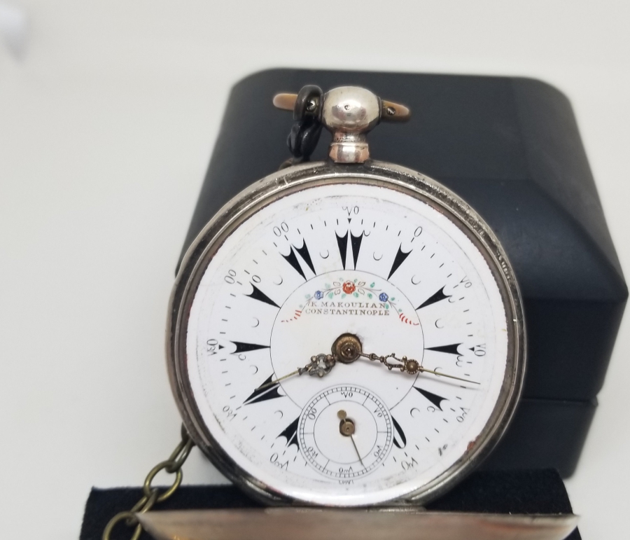 K. MAKOULIAN CONSTANTINOPLE KADRANLI GÜMÜŞ KASA ARKADAN KURMALI CEP SAATİ