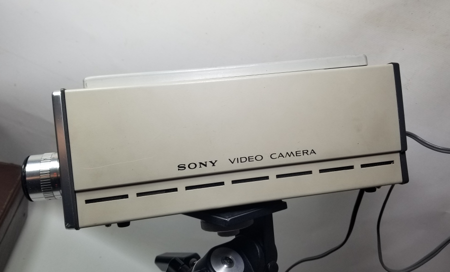 ORİJİNAL ÇANTASINDA ANTİKA PROFESYONEL KAMERA