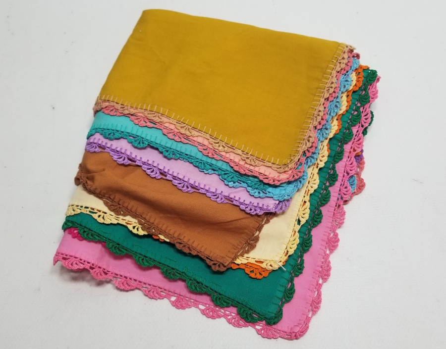 KENARLARI OYALI ANTİKA DAMAT MENDİLLERİ LOTU