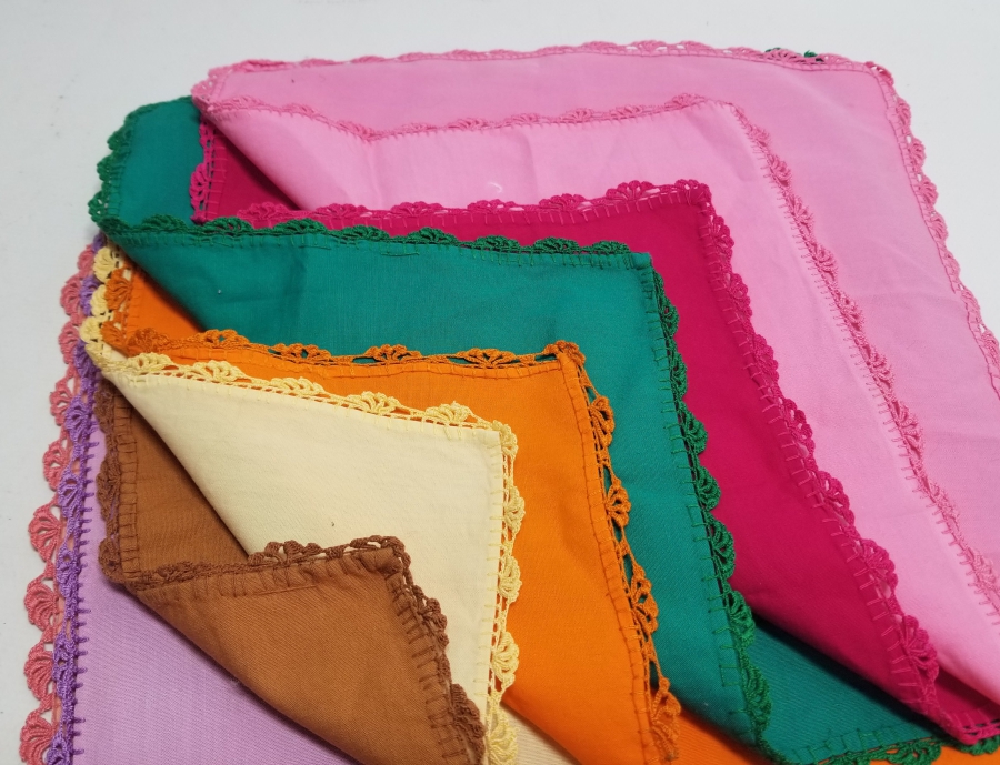 KENARLARI OYALI ANTİKA DAMAT MENDİLLERİ LOTU