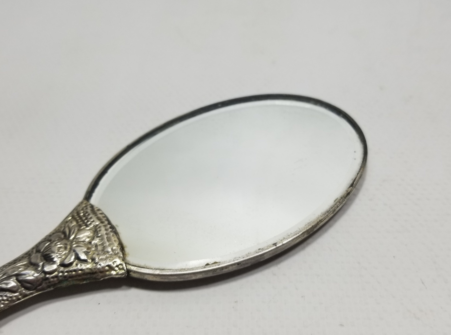 KABARTMA İŞÇİLİKLİ ANTİKA GÜMÜŞ EL AYNASI