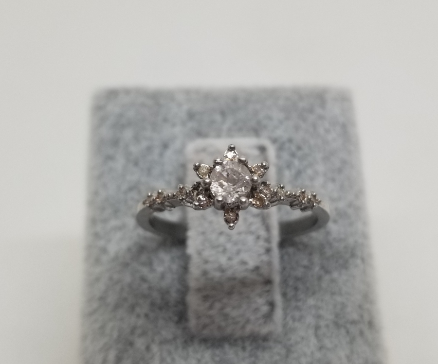 YILDIZ FORMLU PIRLANTA TAŞLI TEKTAŞ YÜZÜK