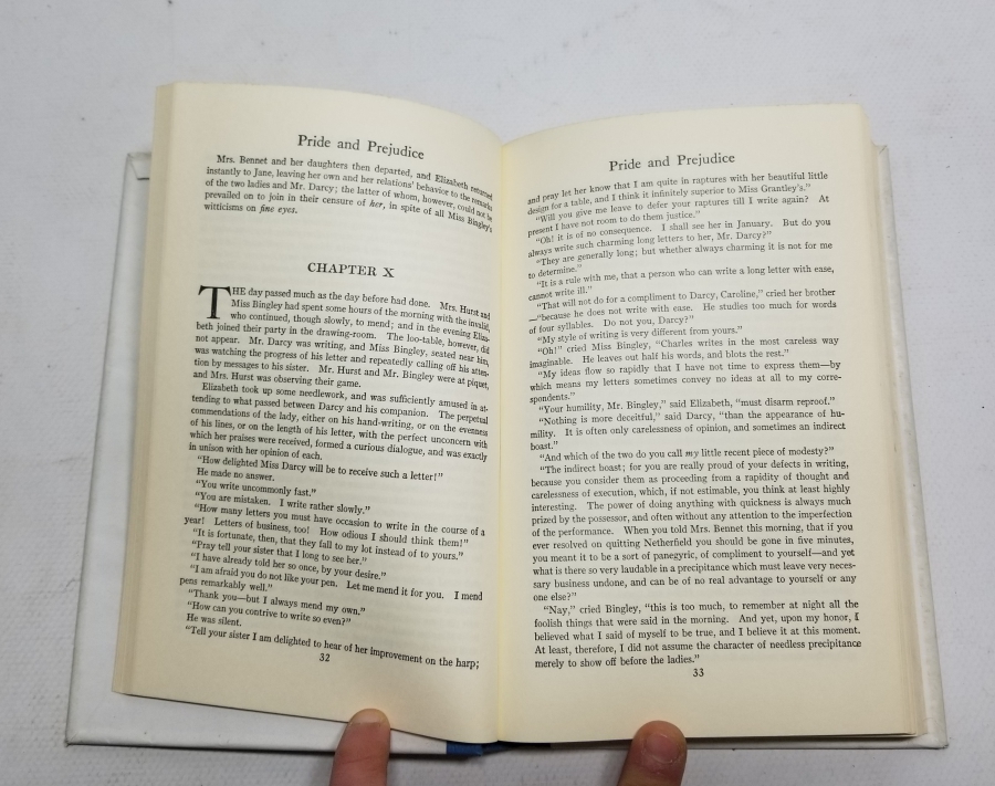 İNGİLİZCE GURUR VE ÖNYARGI İSİMLİ KİTAP