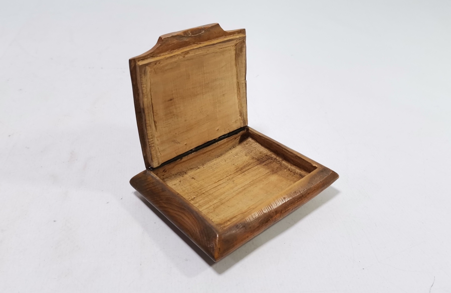 GÜMÜŞ ÇAKMA İŞÇİLİKLİ ESARET YADİGARI NADİR EL YAPIMI TÜTÜN TABAKASI