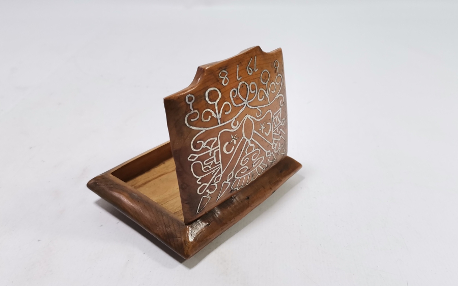 GÜMÜŞ ÇAKMA İŞÇİLİKLİ ESARET YADİGARI NADİR EL YAPIMI TÜTÜN TABAKASI