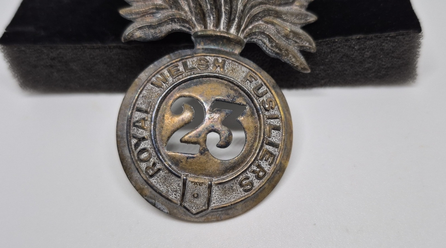 1. DÜNYA SAVAŞI DÖNEMİ NADİR TİPTE İNGİLİZ TOPÇU SUBAY KASKI KOKARTI