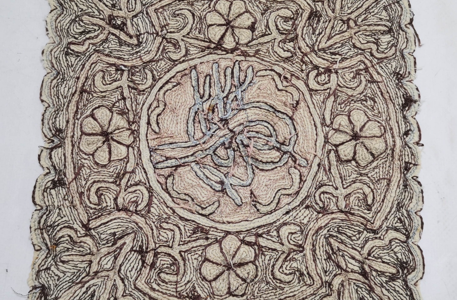 SUZANİ İŞÇİLİKLİ İPEK VE GÜMÜŞ SIRMALI OSMANLI DÖNEMİ YASTIK YÜZÜ