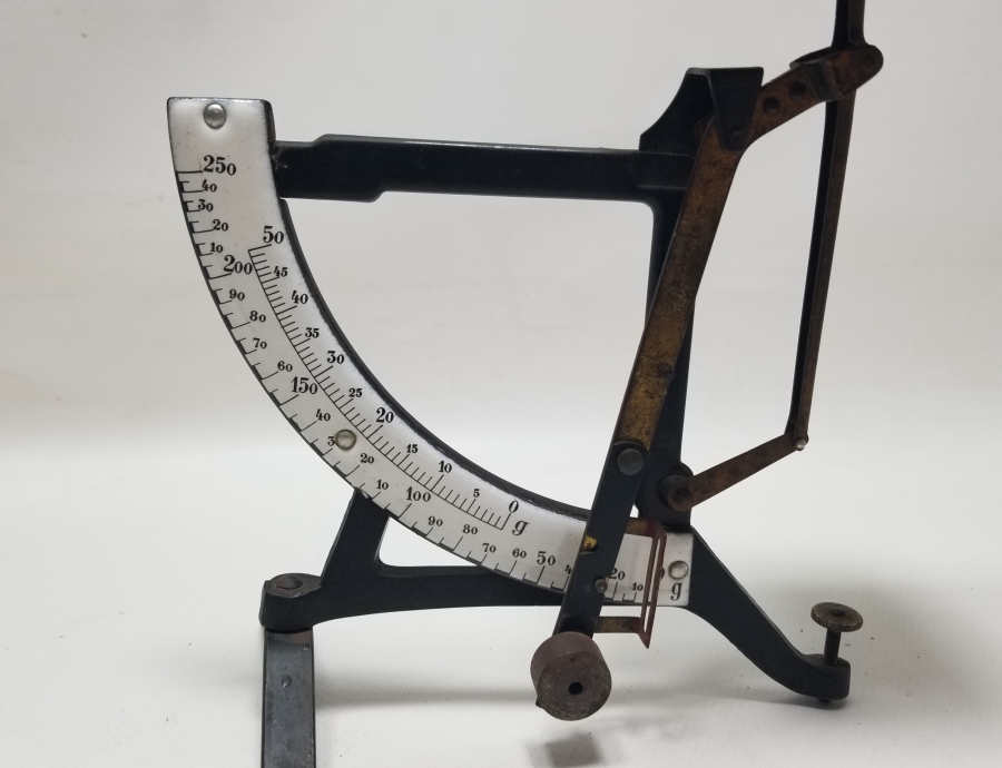 PORSELEN KADRANLI ANTİKA POSTA TERAZİSİ