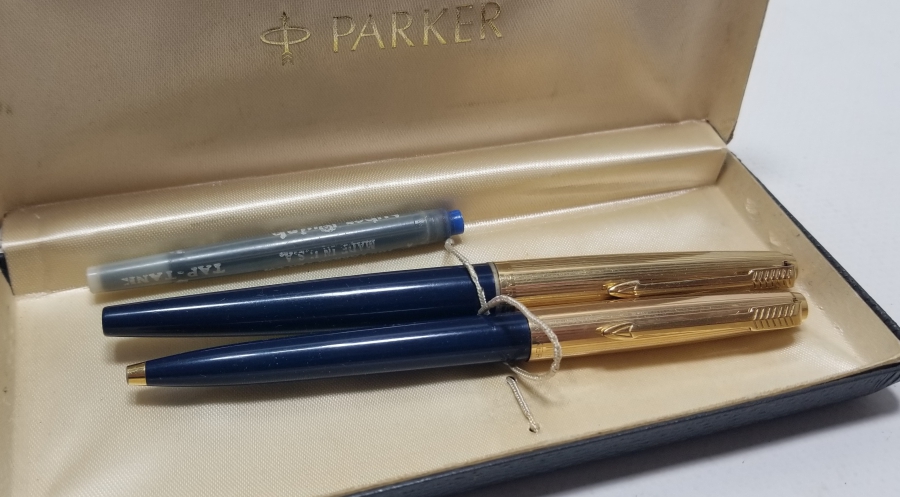 ORİJİNAL KUTUSUNDA PARKER MARKA ANTİKA KALEM TAKIMI