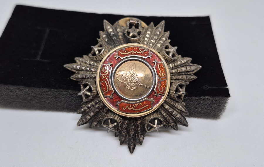 4.DERECE MECİDİ NİŞANI