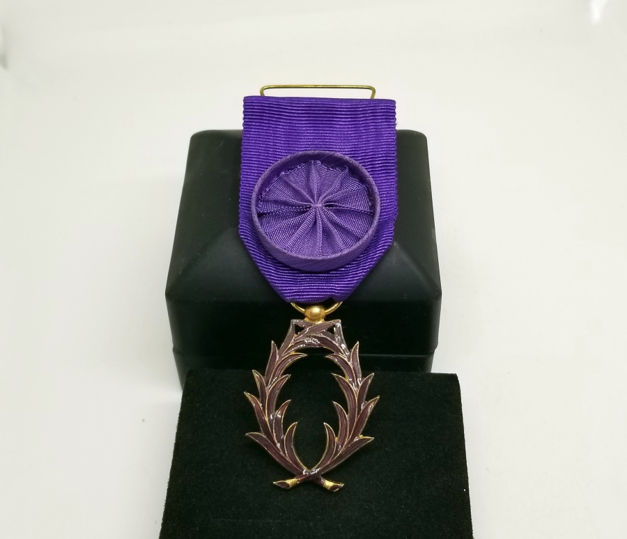 ÜZERİ MİNE İŞÇİLİKLİ ANTİKA AVRUPA MADALYA