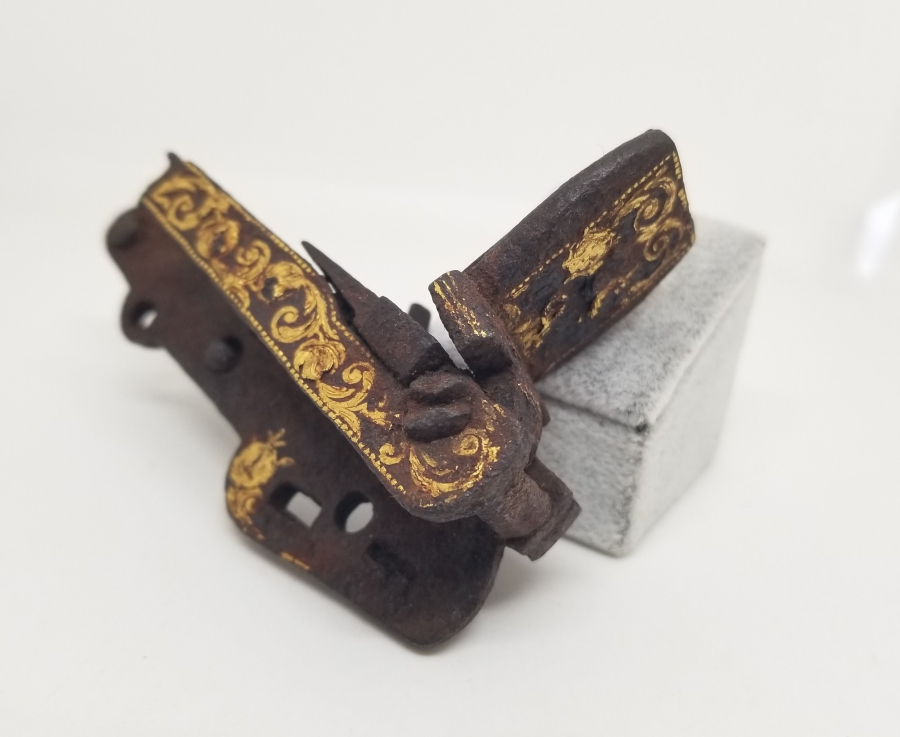 ÜZERİ ALTIN ÇAKMA İŞÇİLİKLİ YENİÇERİ KALE TÜFEĞİ ÇAKMAĞI