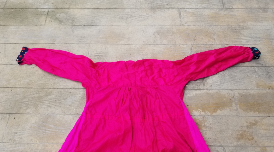 EL YAPIMI ANTİKA İPEKLİ YÖRÜK ELBİSESİ