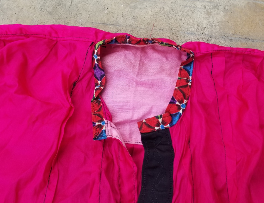 EL YAPIMI ANTİKA İPEKLİ YÖRÜK ELBİSESİ